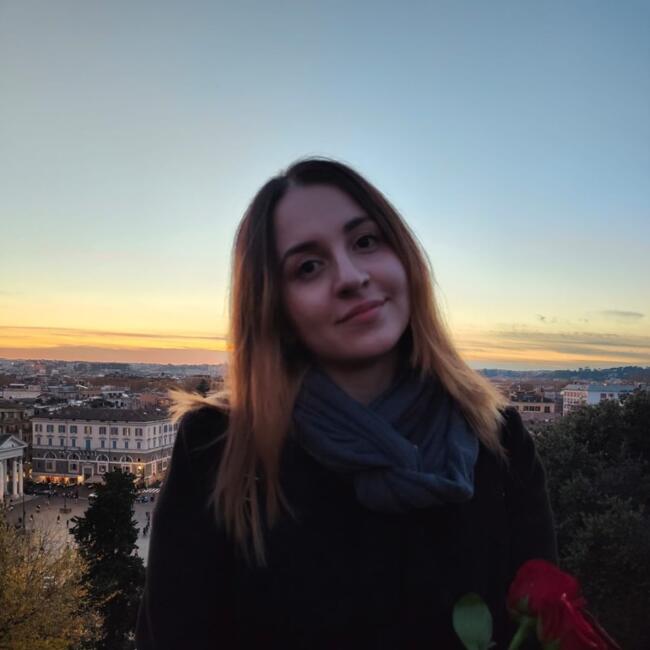 Babysitter a Pistoia: Nevina