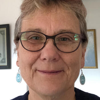 Babysitter in Central Coast: Helen