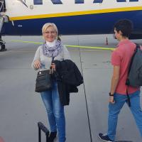 Babysitter Swords: Suzana