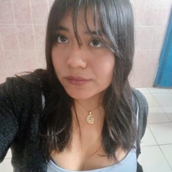 Babysitter in Huaura: Angelina Nicol