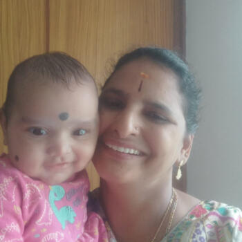 हैदराबाद में बेबीसिटर: Neeli sashikala