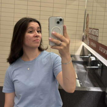 Babysitter in Nieuw-Vennep: Nina