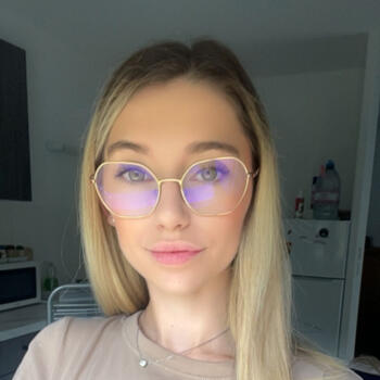 Babysitter in Grand-Charmont: Oceane