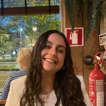 Babysitter em Vila Nova de Gaia: Sofia