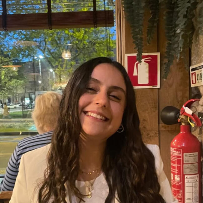 Babysitter em Vila Nova de Gaia: Sofia