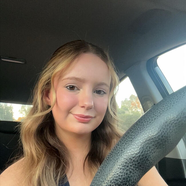 Babysitter in Pinjarra: Indiana