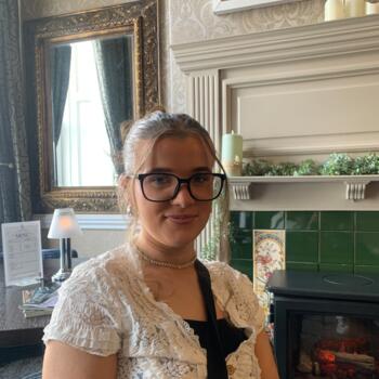 Babysitter in Laragh: Rebecca