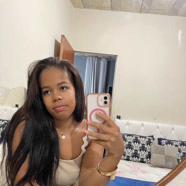 Babysitter in Belo Horizonte: Laysa