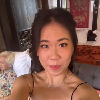 Babysitting job in Singapore: babysitting job Kathleen