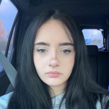 Babysitter in Darwen: Sky