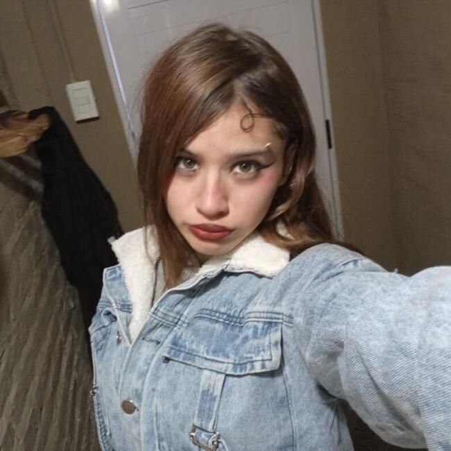 Babysitter in Monte Grande: Maia Ortega