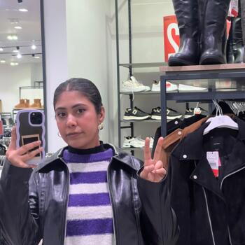 Babysitter Genoa: Hira