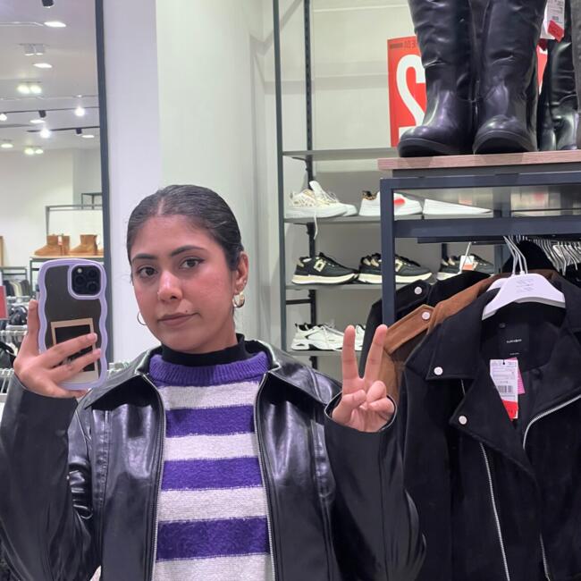 Babysitter in Genoa: Hira