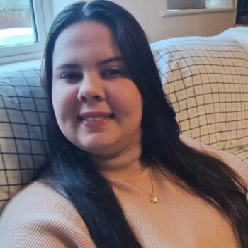 Babysitter in Fermoy: Dèbora