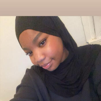 Babysitter in Clamart: Maïmouna