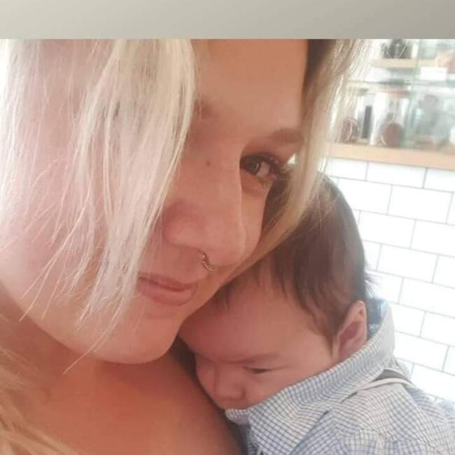 Babysitter in Ballarat: Elizabeth