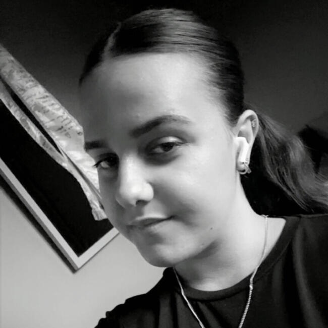 Babysitter in Saint-Valery-en-Caux: Oceane