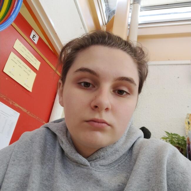 Babysitter in La Couronne: Johanna
