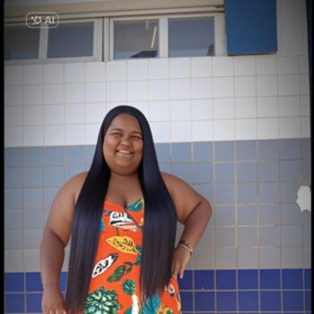 Babysitter in Ariranha: Naiara