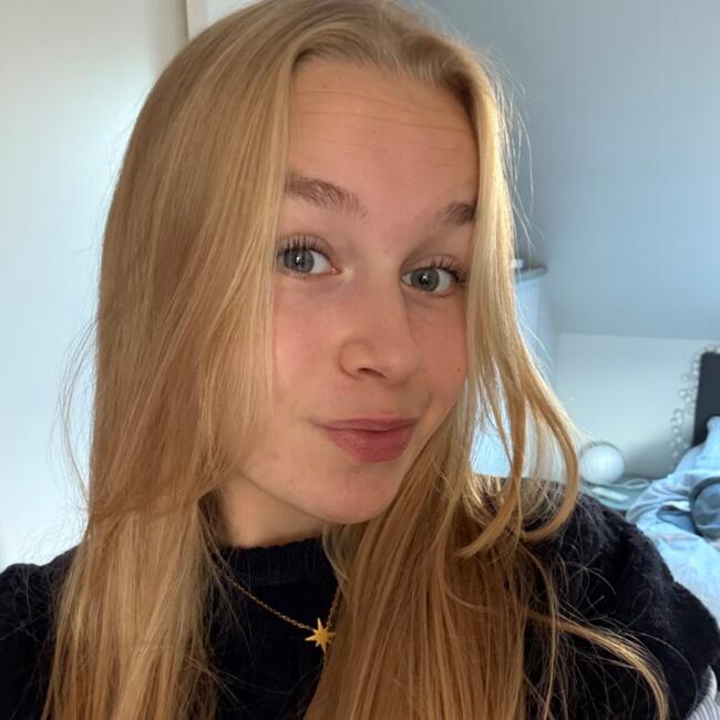 Babysitter in Dunkirk: Clémence