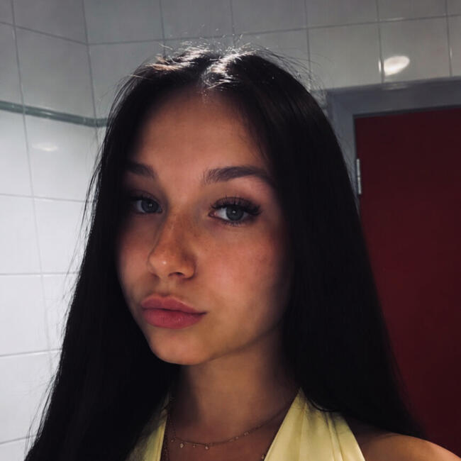 Babysitter in Andenne: Isaline
