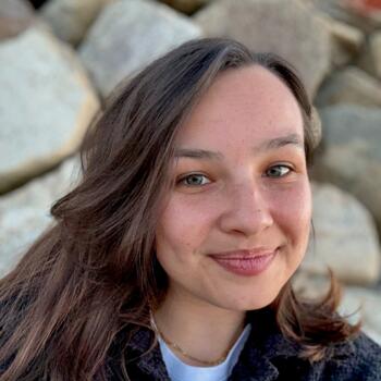 Baby-sitter Quimper: Lenaig