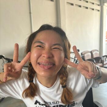 位于Singapore Island的临时保姆: Yun Xin