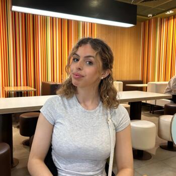 Baby-sitter Le Petit-Quevilly: Nassima