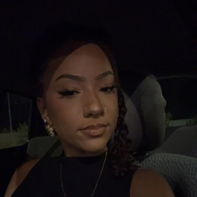 Babysitter in Châteauroux: Shanone