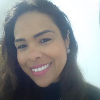 Babysitter Juiz de Fora: Paola