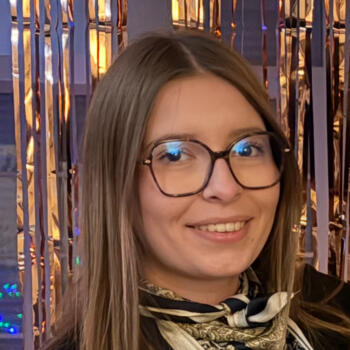 Babysitter in Cholet: Alice