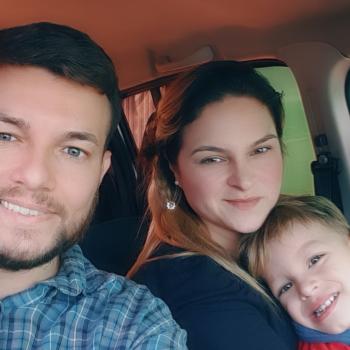 Emprego de babá em Marília: emprego de babá Rosana
