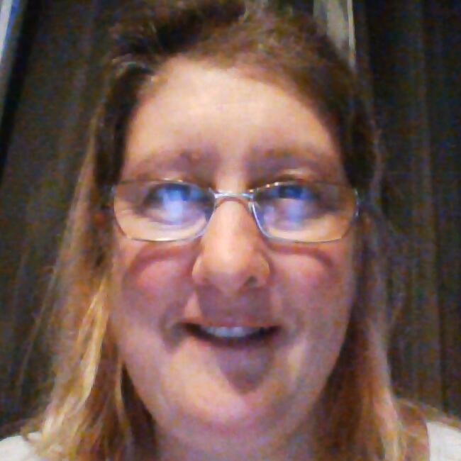 Babysitter in Barrie: Kim