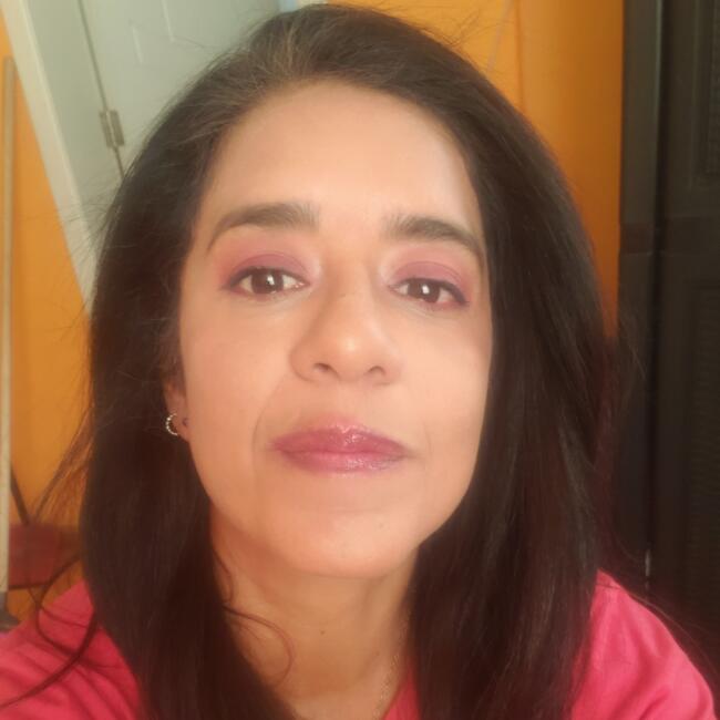 Niñera en Quitocucho: Alexandra