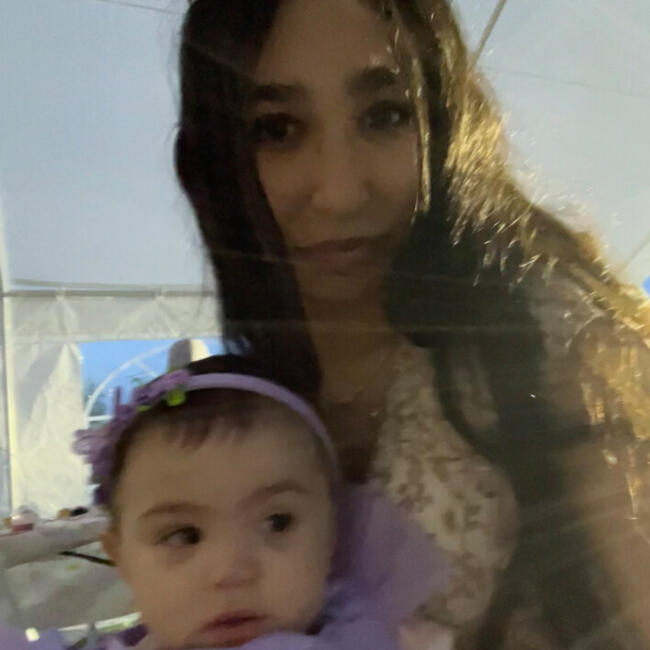 Babysitter in Staten Island: Zayneb
