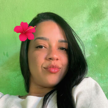 Babysitter Senador Canedo: Juliane