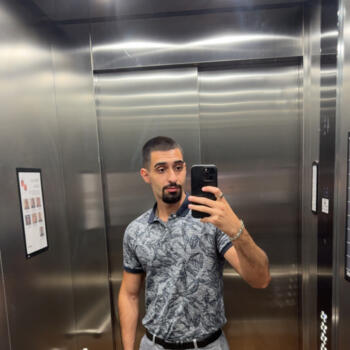 Babysitter in Woluwe-Saint-Pierre - Sint-Pieters-Woluwe: Nikola