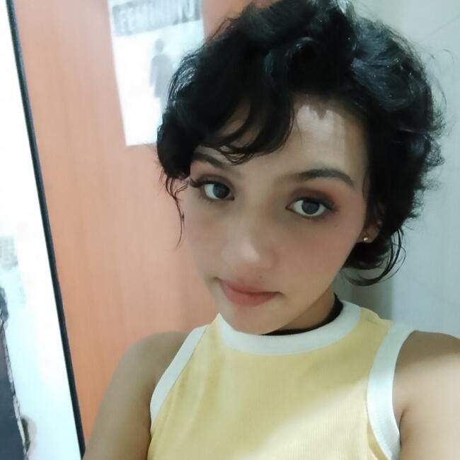 Babysitter in Campo Grande: Luana