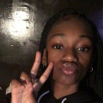 Babysitter in Brooklyn: Jade