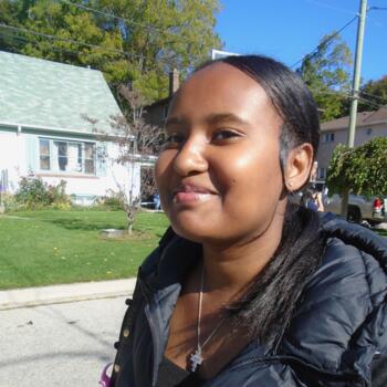 Baby-sitter in Ajax: Tiyobista