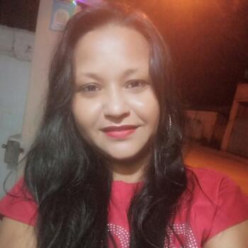 Babá em João Pessoa: Flávia