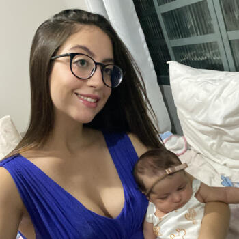 Emprego de babá em Londrina: emprego de babá Vitoria