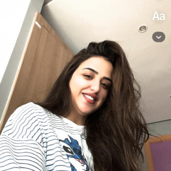 Nanny in Orléans: Hajar