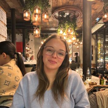 Babysitter in Orsay: Valerie