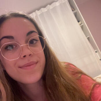 Babysitter in Lagos: Elise