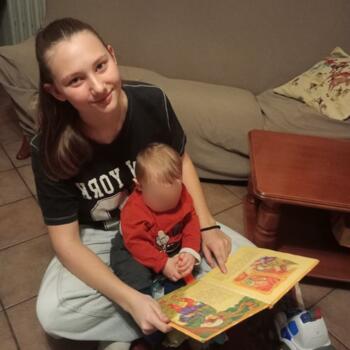 Babysitter in Busca: Eloisa