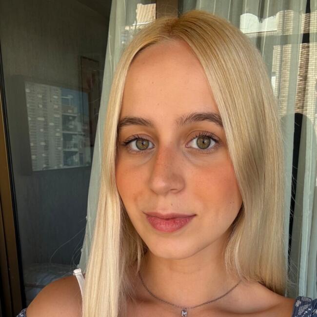 Babysitter in Murcia: Marta