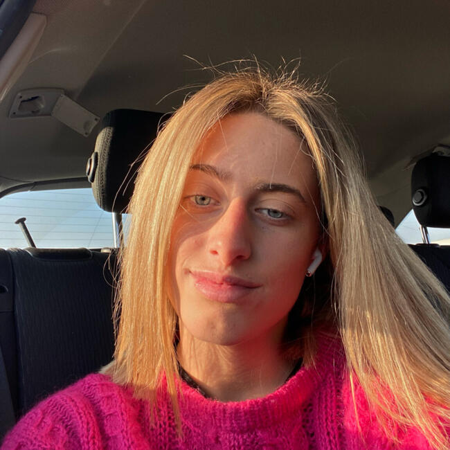 Babysitter in Sydney: Anna