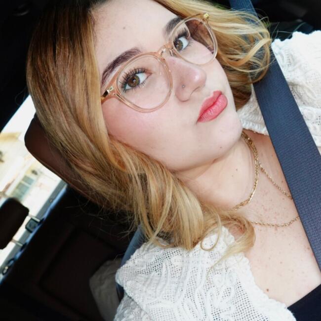 Nanny in Bellflower: Daniela