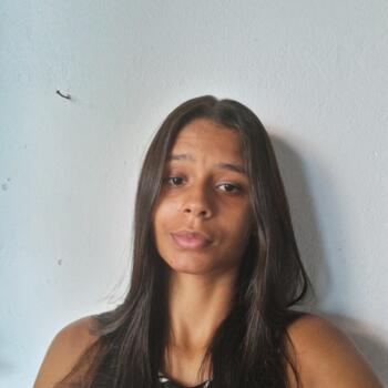 Babysitter in Abreu e Lima: Letícia